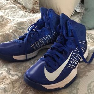 BRAND NEW size 7.5 hyperdunk lunarlon basketball